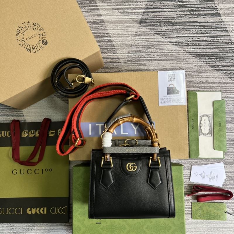 Gvc*1 tote bags